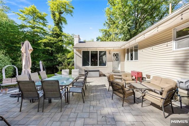 61 Brookview Drive, Woodcliff Lake, NJ 07677