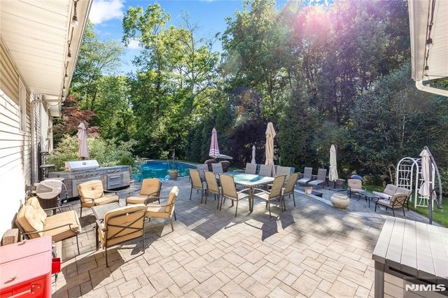 61 Brookview Drive, Woodcliff Lake, NJ 07677