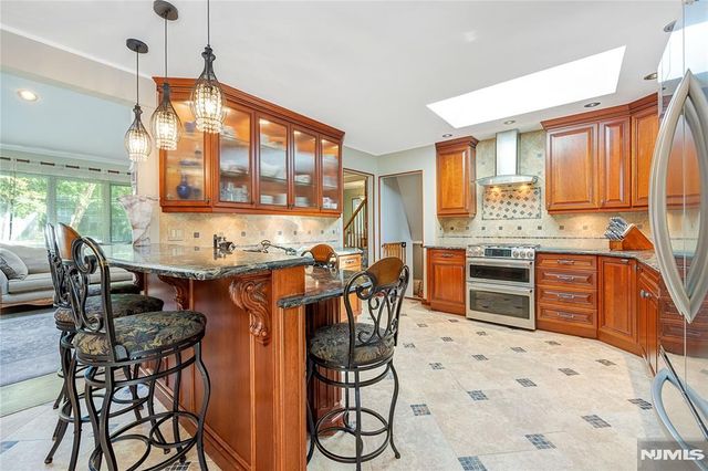 61 Brookview Drive, Woodcliff Lake, NJ 07677