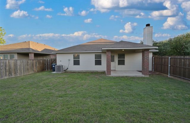 3124 Stonecrop Trail, Denton, TX 76226