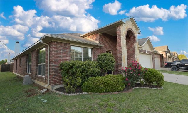 3124 Stonecrop Trail, Denton, TX 76226