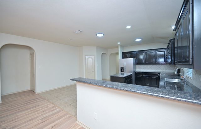 3124 Stonecrop Trail, Denton, TX 76226