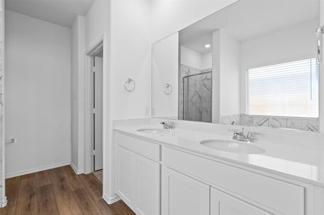 105 Allegro DR, Hutto, TX 78634