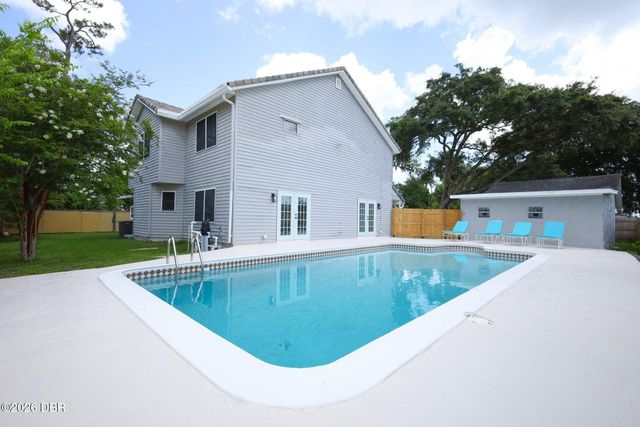 1636 Tuscaloosa Avenue, Holly Hill, FL 32117