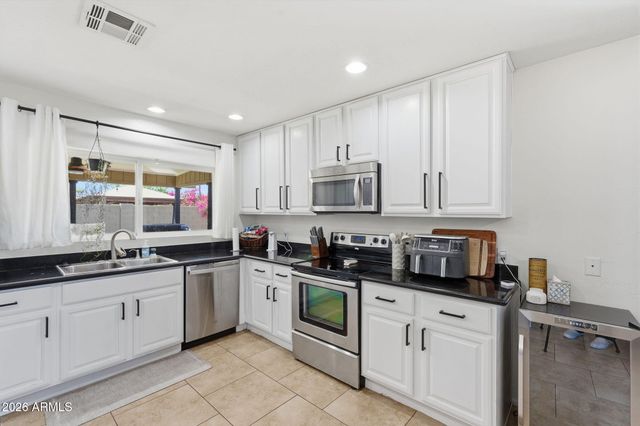 2051 E Pueblo Avenue, Mesa, AZ 85204