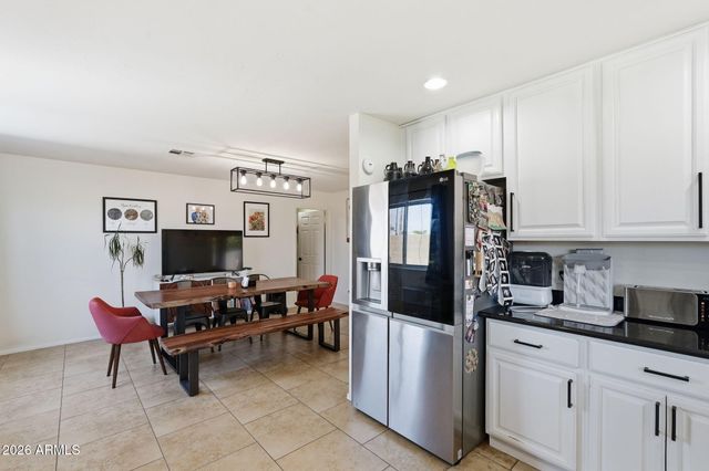 2051 E Pueblo Avenue, Mesa, AZ 85204