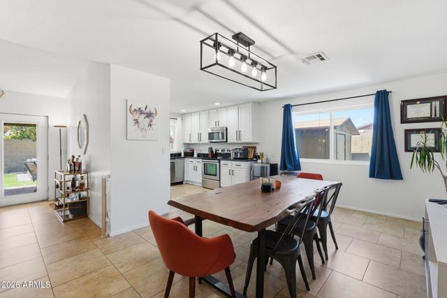 2051 E Pueblo Avenue, Mesa, AZ 85204