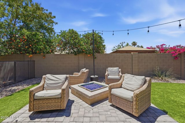 2051 E Pueblo Avenue, Mesa, AZ 85204
