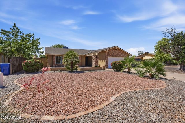 2051 E Pueblo Avenue, Mesa, AZ 85204