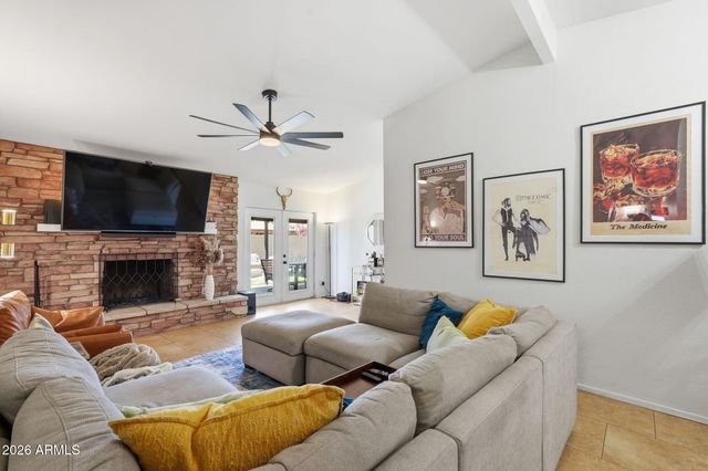 2051 E Pueblo Avenue, Mesa, AZ 85204