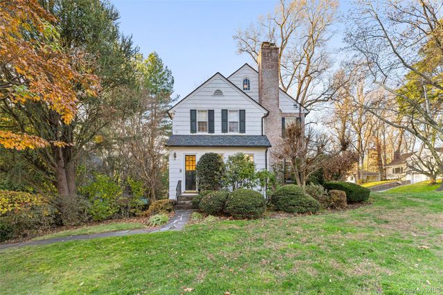 24 Olmsted Road, Scarsdale, NY 10583