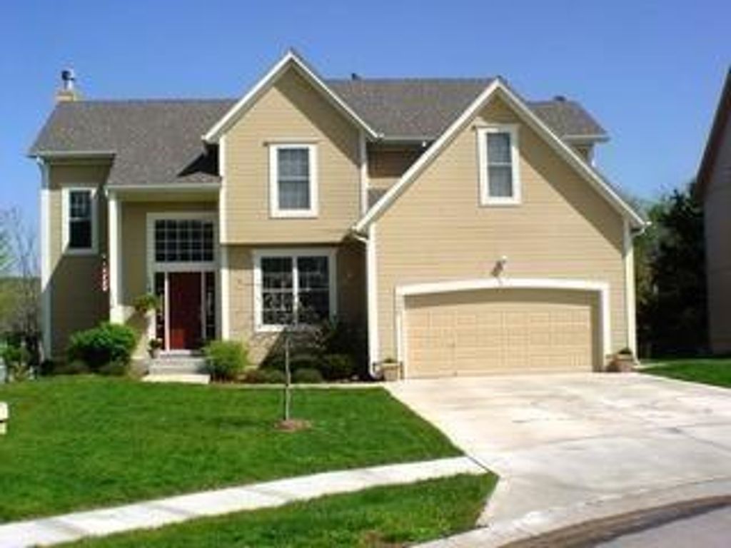 1906 W Kiera Circle, Olathe, KS 66061