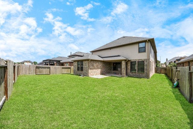 1567 Harvest Vine Court, Friendswood, TX 77546