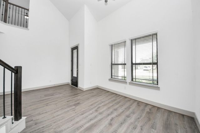1567 Harvest Vine Court, Friendswood, TX 77546