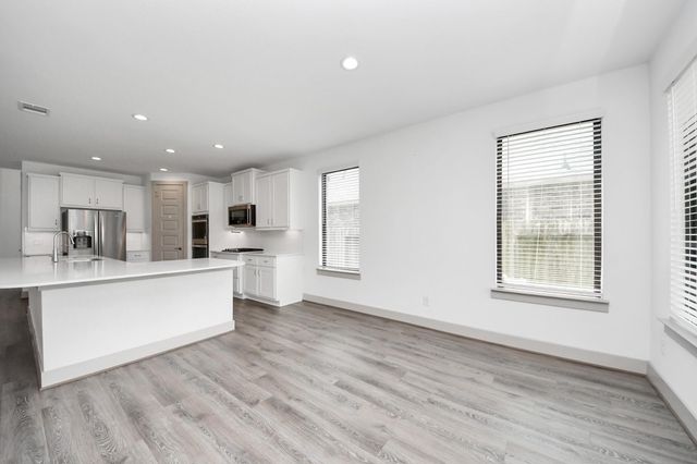 1567 Harvest Vine Court, Friendswood, TX 77546