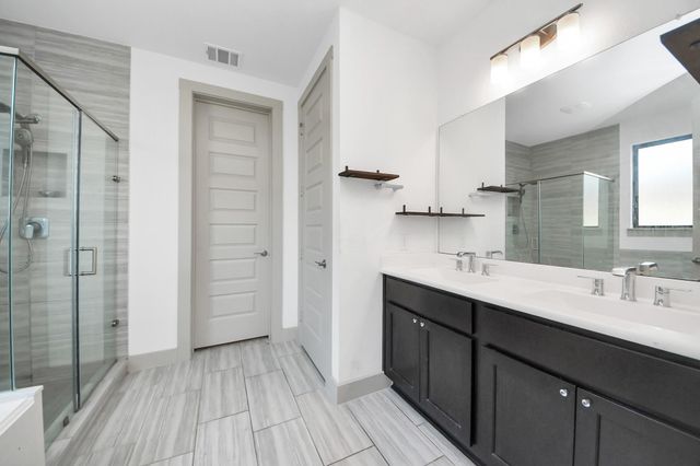 1567 Harvest Vine Court, Friendswood, TX 77546