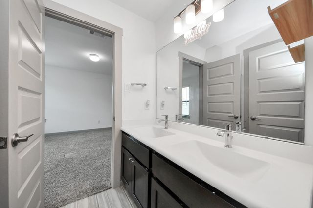 1567 Harvest Vine Court, Friendswood, TX 77546