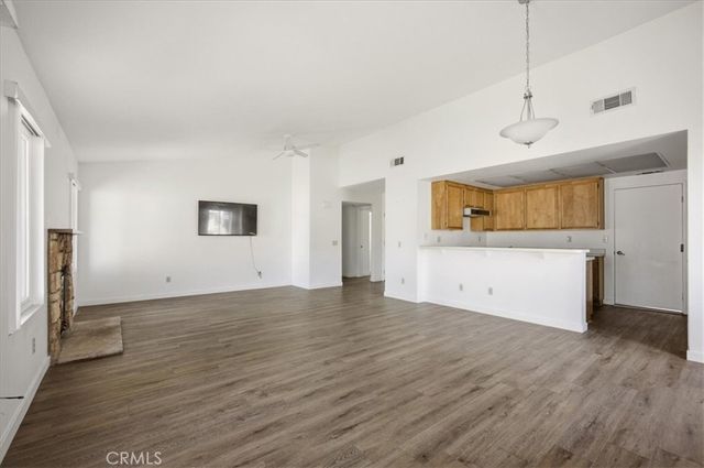 1473 Ethan Allen, San Jacinto, CA 92583