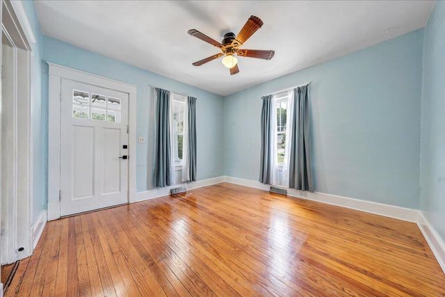 3739 Melcher ST SE, Roanoke, VA 24014