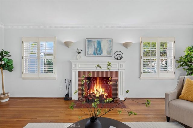 1733 S Corning, Los Angeles, CA 90035