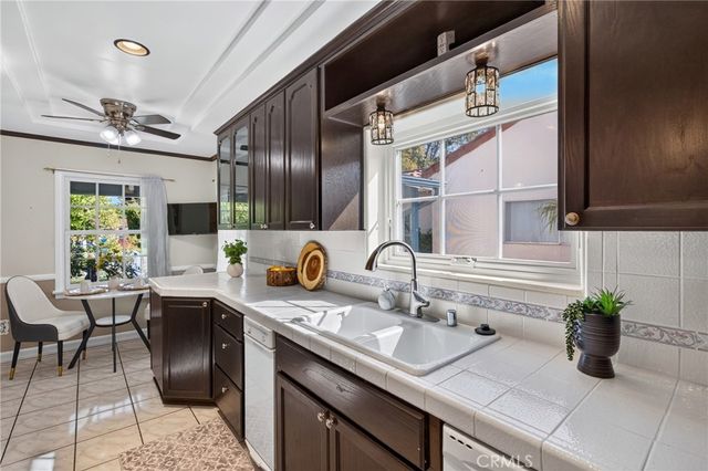 1733 S Corning, Los Angeles, CA 90035