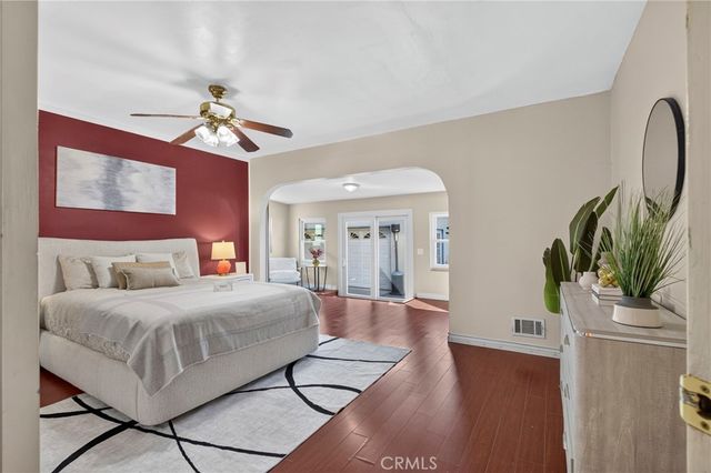1733 S Corning, Los Angeles, CA 90035