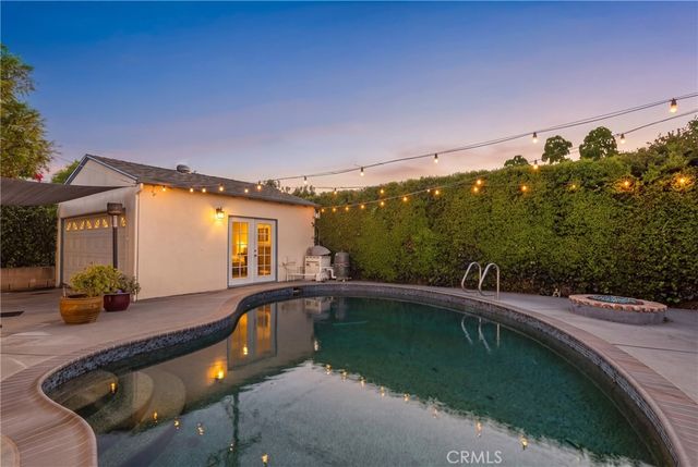 1733 S Corning, Los Angeles, CA 90035