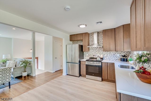 937 S Washington Ave, Piscataway Twp., NJ 08854