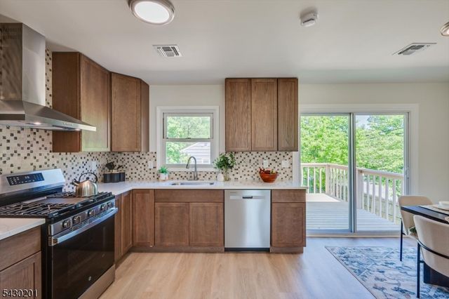 937 S Washington Ave, Piscataway Twp., NJ 08854