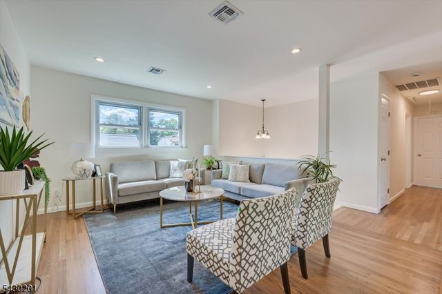 937 S Washington Ave, Piscataway Twp., NJ 08854