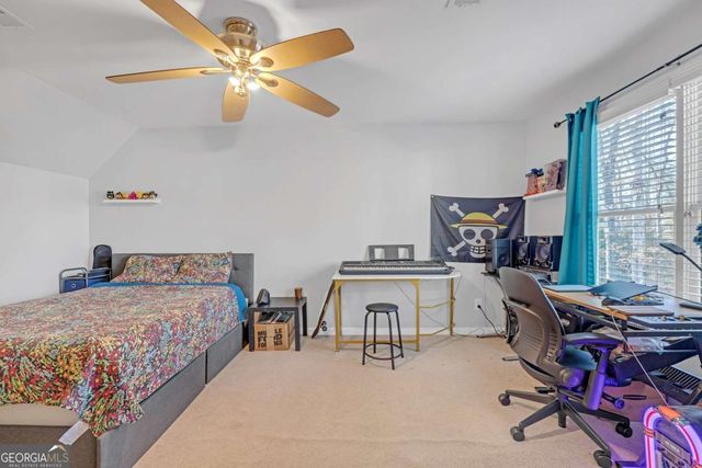 582 Braidwood Drive NW, Acworth, GA 30101