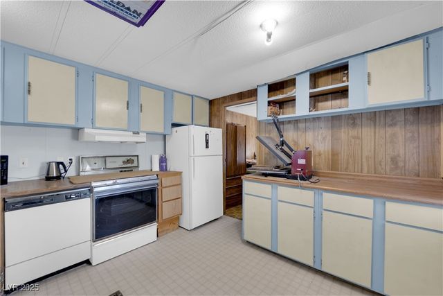 6160 Santovito Street, Pahrump, NV 89061