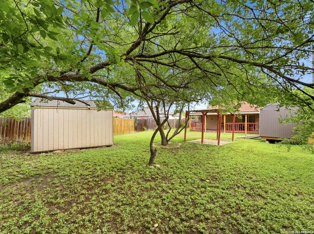 1039 Marquette Dr, San Antonio, TX 78228