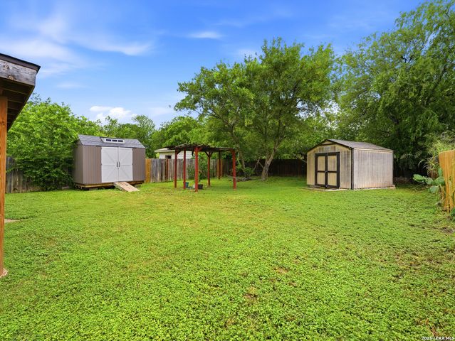 1039 Marquette Dr, San Antonio, TX 78228