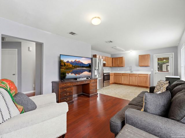 1039 Marquette Dr, San Antonio, TX 78228