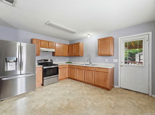 1039 Marquette Dr, San Antonio, TX 78228