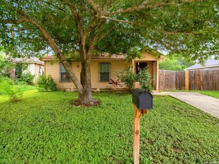 1039 Marquette Dr, San Antonio, TX 78228