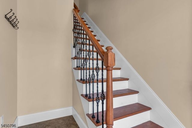 55 Maple Ave, Wallington Boro, NJ 07057