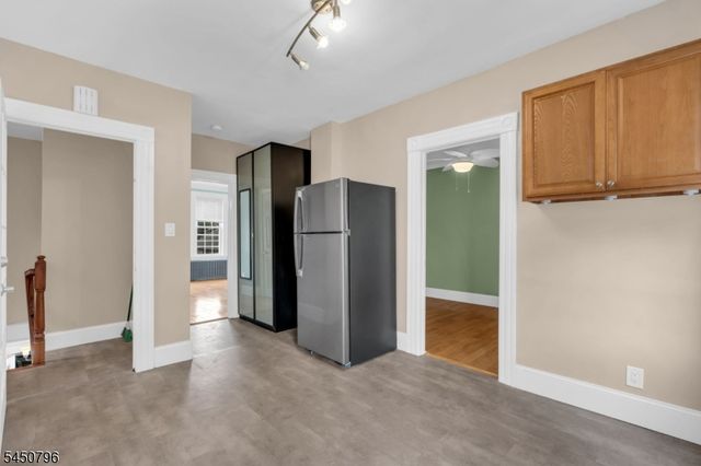 55 Maple Ave, Wallington Boro, NJ 07057
