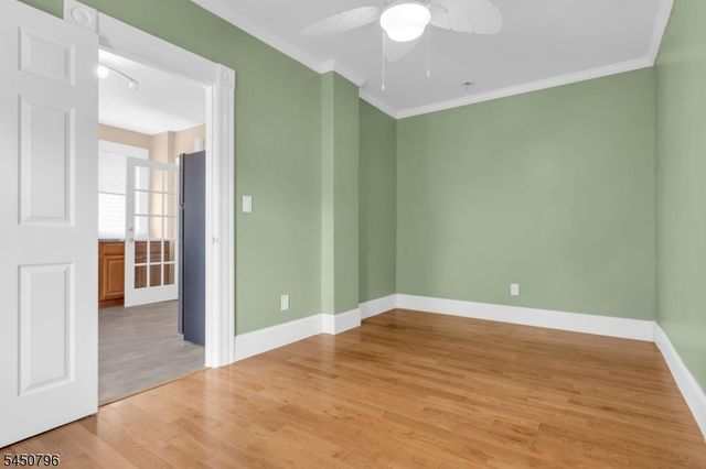 55 Maple Ave, Wallington Boro, NJ 07057