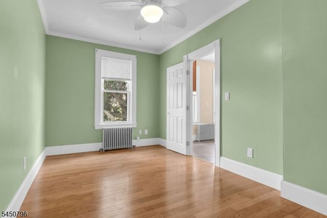 55 Maple Ave, Wallington Boro, NJ 07057