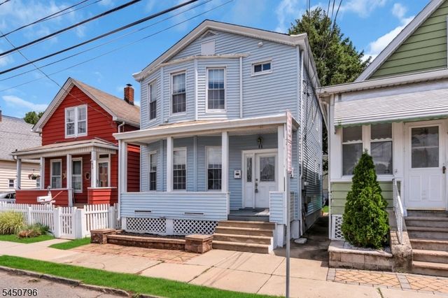 55 Maple Ave, Wallington Boro, NJ 07057