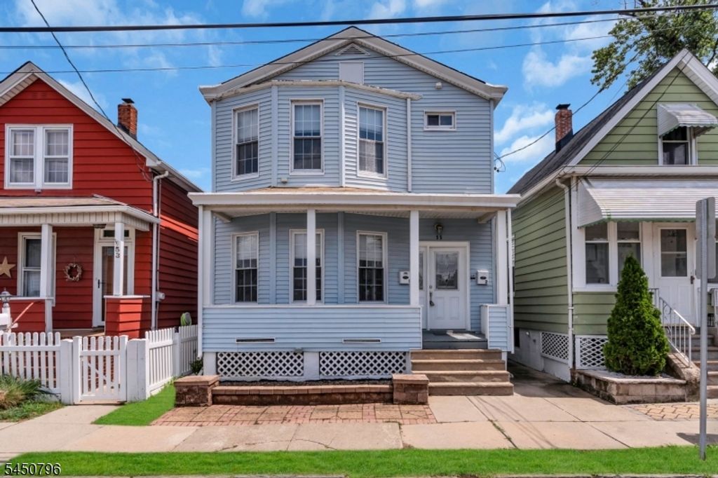 55 Maple Ave, Wallington Boro, NJ 07057