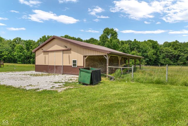 8867 W County Road 75 S, Greencastle, IN 46135