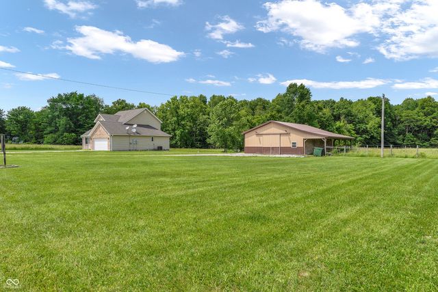 8867 W County Road 75 S, Greencastle, IN 46135