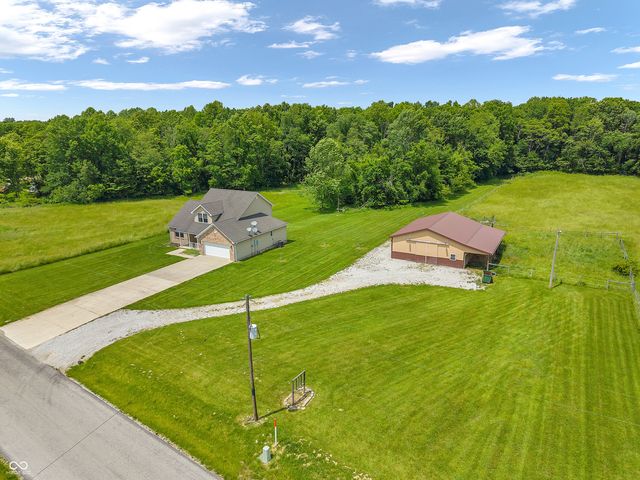 8867 W County Road 75 S, Greencastle, IN 46135