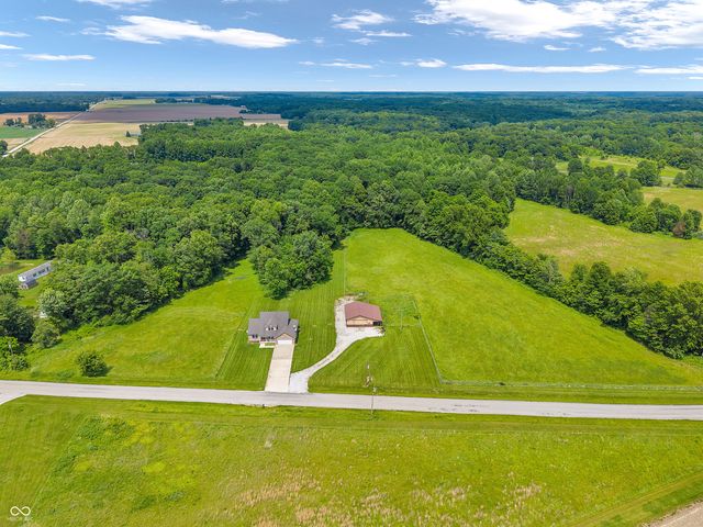 8867 W County Road 75 S, Greencastle, IN 46135