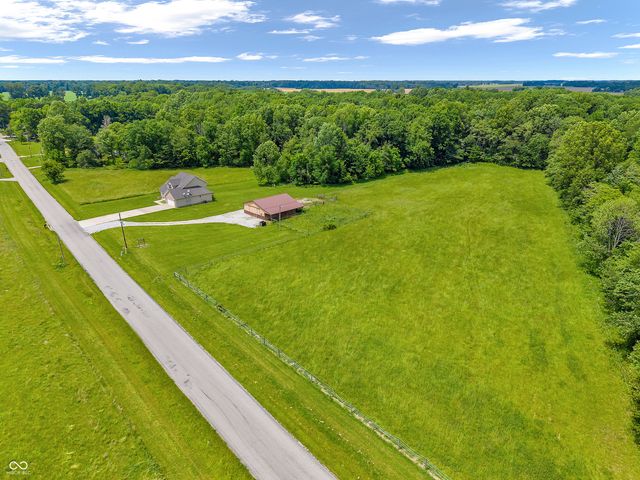 8867 W County Road 75 S, Greencastle, IN 46135