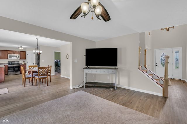 8867 W County Road 75 S, Greencastle, IN 46135