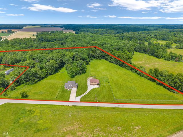 8867 W County Road 75 S, Greencastle, IN 46135